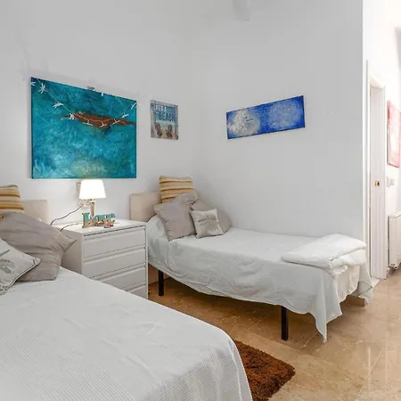 Andalusian Delight Family With 3 Bedrooms With Amazing Mountains Views *